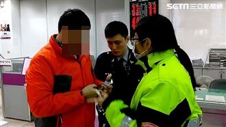 FB傳本票誆弟欠債　騙兄匯款救人