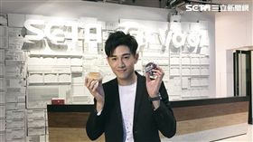 張立昂溫暖送點心（圖／記者黃馨慧攝影）