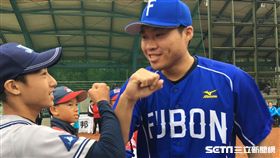 林威廷出席富邦少棒盃（圖／陳怡汝攝）