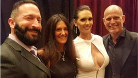 多P,美國,人妻　圖／翻攝自IG