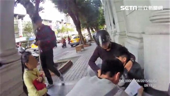 「媽媽知道嗎？」　婦人遇詐苦勸車手