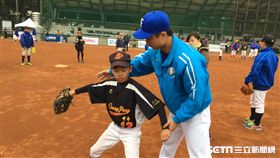 賴鴻誠少棒營（圖／陳怡汝攝）