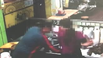 持刀男搶肉圓攤　遇「虎霸母」落跑