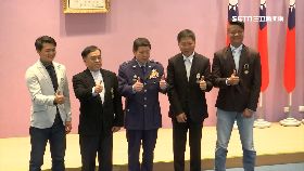 d鋼鐵獲獎章1600