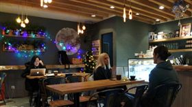 白領崛起 上海人喝咖啡不怕貴
中央社