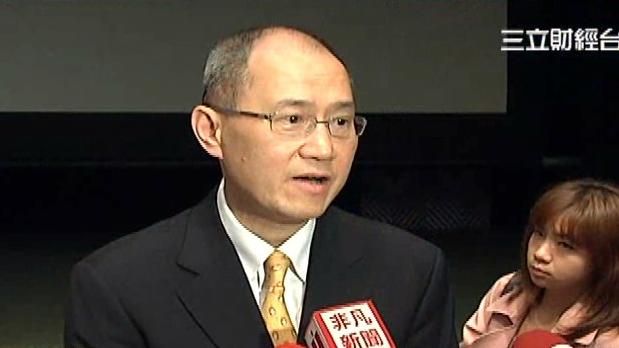 辜成允3樓摔到2樓　昏迷流鼻血送醫