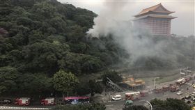 北捷劍潭站附近不明原因火警　黑煙直竄高空＿　ptt