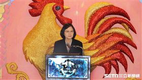 總統蔡英文23日到國防部主持「新春餐會」　記者邱榮吉攝