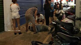 鐵捲門故障砸傷人　男子遭壓倒地不起