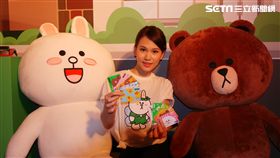 熊大 兔兔 宋仲基　中國信託LINE Pay鼎極無限卡　葉立斌攝