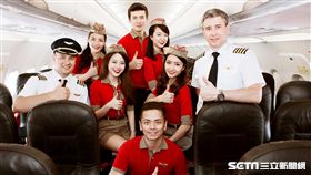 越捷航空,空姐,空少,Vietjet。（圖／越捷提供）