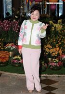 白冰冰新專輯「痴情夢留給傷心的人」銷售30000張開紅盤，在慶功宴上感謝粉絲們的支持。（記者邱榮吉/攝影）