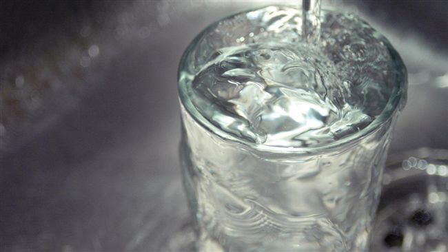 起床空腹喝溫水　「這些好處」會發生