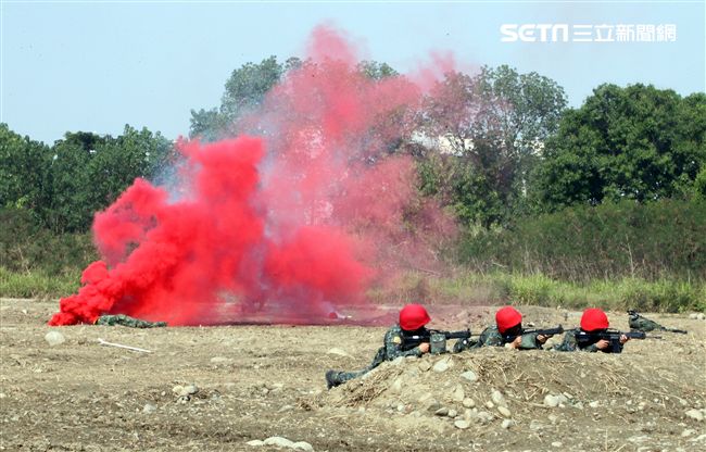 陸軍春節期間加強戰備，確保國人平安過好年。（記者邱榮吉/攝影）