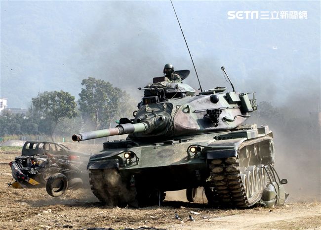 陸軍春節期間加強戰備，確保國人平安過好年。（記者邱榮吉/攝影）