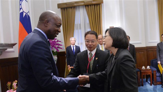 布吉納法索斷交　他5/1就神預測！