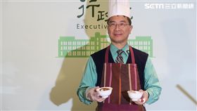 年菜，徐國勇，滷肉燥，剝皮辣椒雞湯。記者盧素梅攝