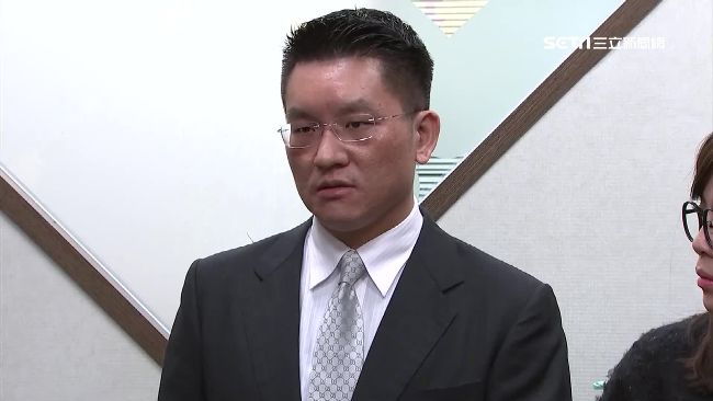 邱惠美告白「童仲彥是天」童怎接招？