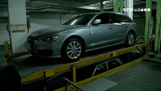 機械停車格故障　突向下墜落險壓車主