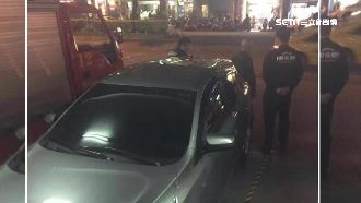 比丘尼霸救護車格　還要消防員幫倒車