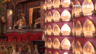 廟宇點燈夯！光明燈平價七星燈價位高