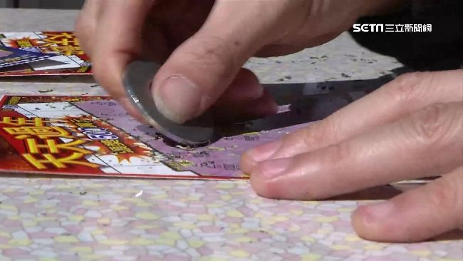 金雞報喜　澎湖傳阿兵哥集資刮中百萬