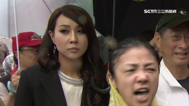 「別再演戲了」　李秀環：童邱戀噁心