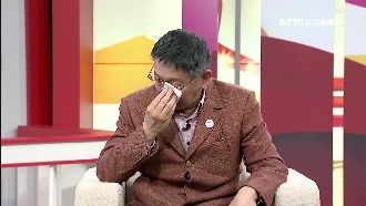 最遙遠的距離！柯P專訪淚流中斷錄影
