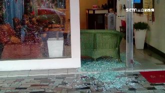 被念到快崩潰！男開30多槍掃射店面