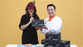 阿基師、厭世姬「基情動物圓」 圖／幫推提供