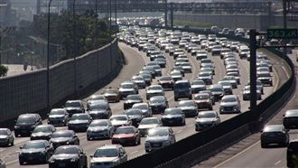 國5北返壅塞　恐到31日凌晨才紓解