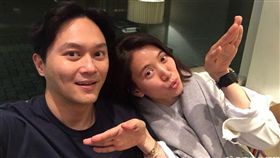 ▲夫妻倆2016年收破4億。（圖／翻攝自張智霖、袁詠儀微博）
http://www.weibo.com/p/1006051254139301/photos?from=page_100605&mod=TAB#place