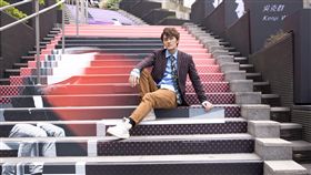 吳克群廣邀大家與「城市孤獨」互動　圖／華納音樂提供