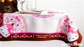 長榮航空機上備品。（圖／長榮提供）