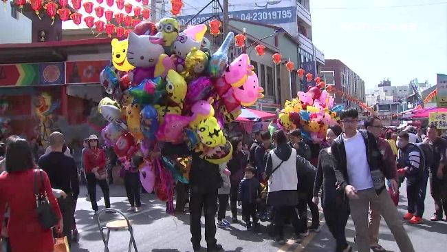 攤販成炸彈！街賣遇火易爆「氫氣球」