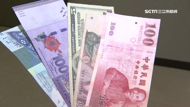 開工招財有法寶！放「五色鈔」財神到