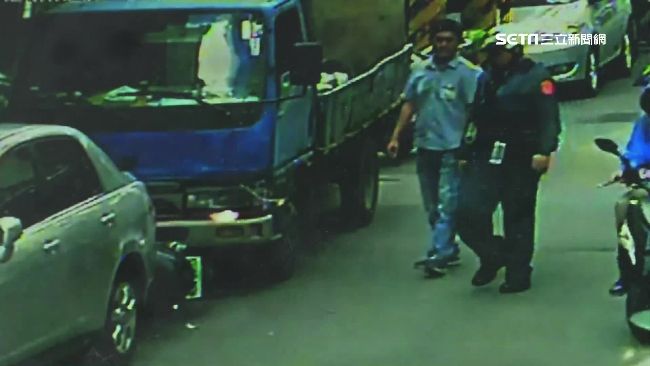 怪手沒保險　「加工」假車禍遭警識破
