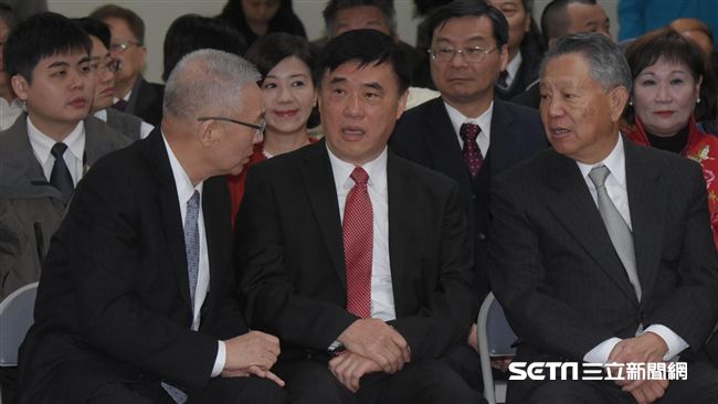 爭黨魁　郝酸吳：不被檢驗怎找回民意