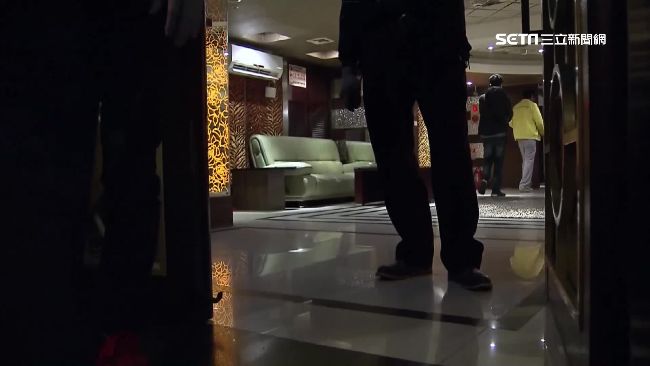 惡煞闖旅館砍人　男中4刀鮮血直流