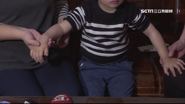保母狠折斷男童手　出獄拒付120萬