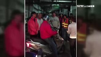 國宅停車場出售！住戶沒得停包圍抗議