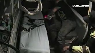 小偷闖空門　不慎墜樓反向屋主求救