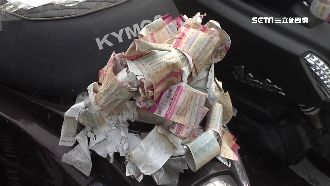 機車霸占停車格　繳費單多到泛黃