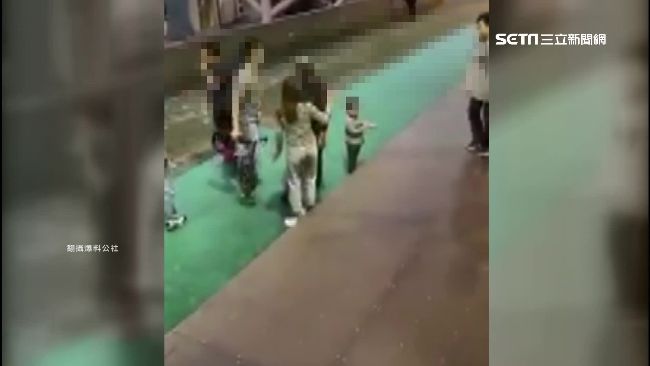 極限運動場溜滑梯　家長怒嗆滑板玩家