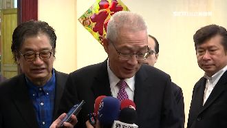 本土票源遭瓜分　吳敦義選黨魁陷困境