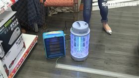 用捕蚊燈有撇步! 放太低.離人太近NG