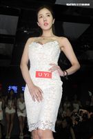 性感正妹白晢美人兒U Yi。（記者邱榮吉/攝影）