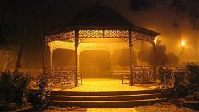 涼亭-flickr-Martin Ng-https://www.flickr.com/photos/minghong/2223566130/in/photostream/