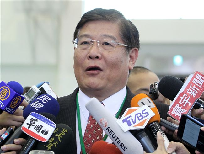 「國機國造」台中中山科學研究院航空研究所舉行「新式高教機委製協議書暨合作備忘錄簽署啟動典禮」。（記者邱榮吉/攝影）