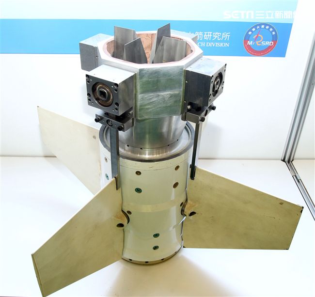 伺服致動器系統。（記者邱榮吉/攝影）